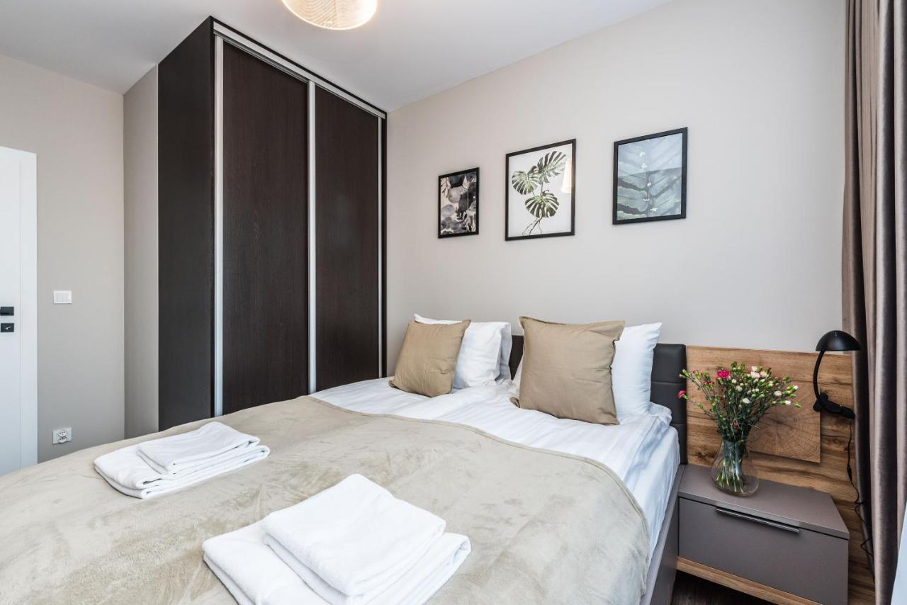 Rent Like Home - Slonimskiego 15 Wrocław Eksteriør billede