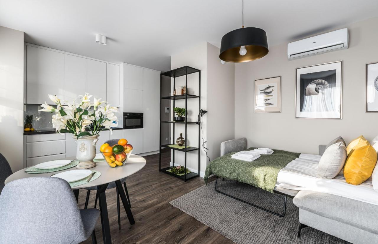 Rent Like Home - Slonimskiego 15 Wrocław Eksteriør billede